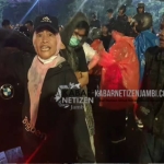 Viral Seorang Ibu Marah-Marah Ke Masa Demo Jakarta Yg Hendak Jarah Mobil BMW